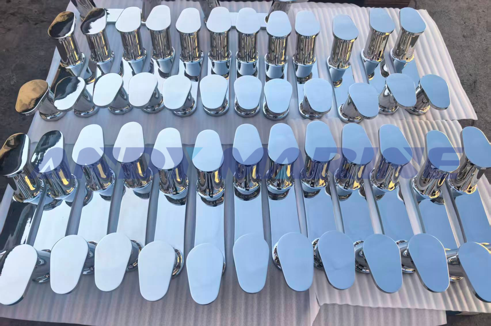 Andy Marine Kasil Ngirim Bollard Stainless Steel 316 Kinerja Tinggi