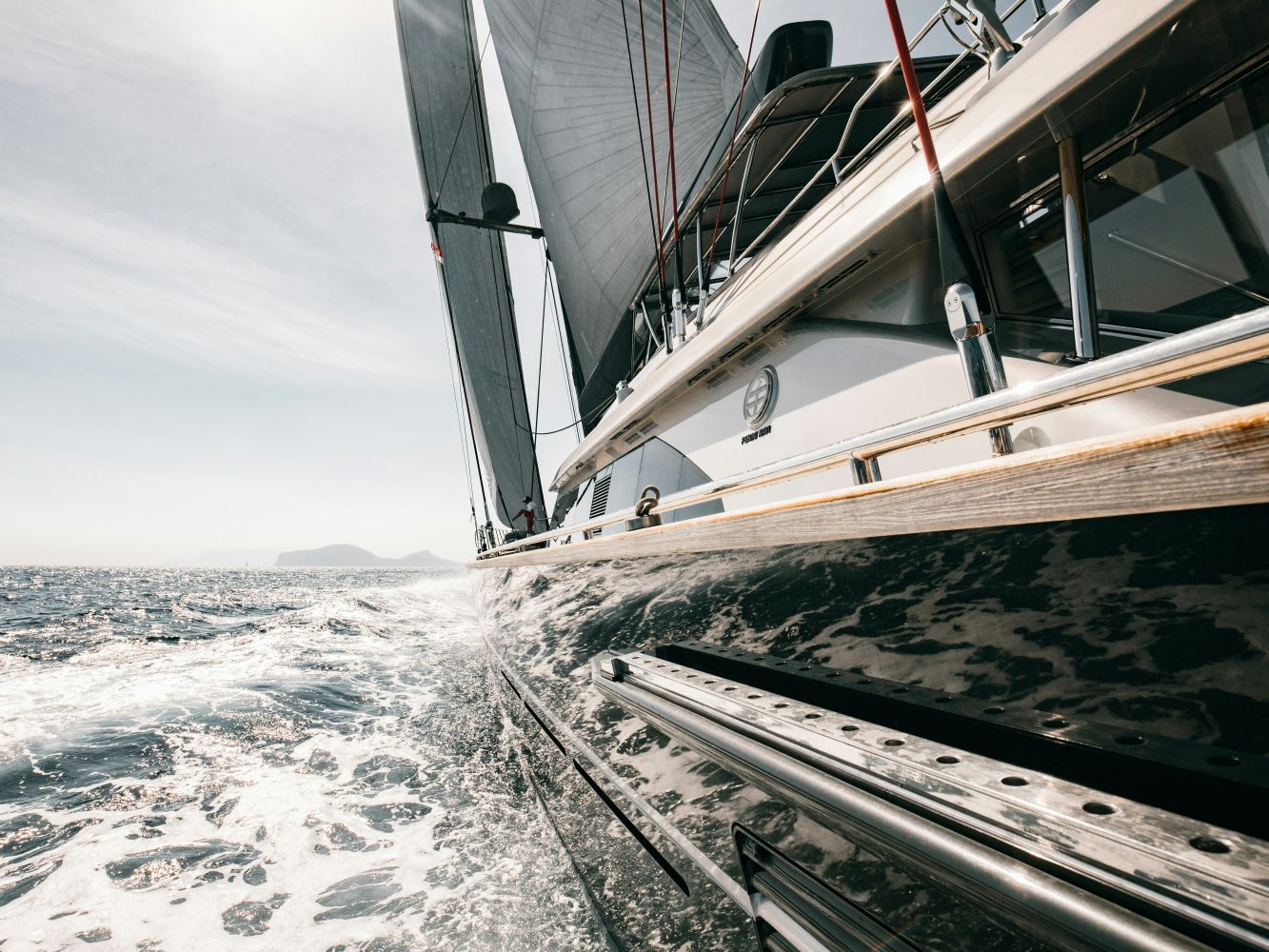 ENGINEER TALKS Ep.09: Analisis Kegagalan Hardware Hatch Marine: Engsel & Kait